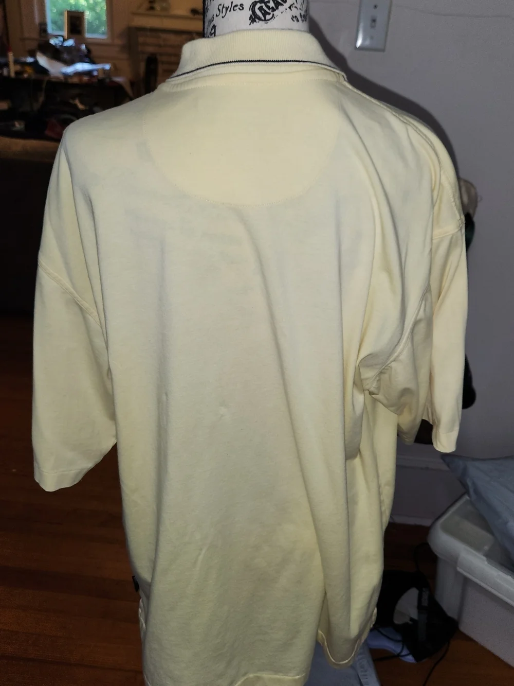 0Nike Golf Men's Pale Yellow Polo